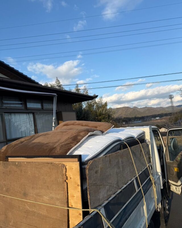 おはようございます😃
えびすサポートです！
2月25日☀️  引っ越しシーズンの即日対応も承っております！！
お引っ越しまでに不用品の処分が間に合わなかったお客様、
ぜひ弊社にお任せください❗️  今日も一日安全運転で❗️素敵な一日になりますように！！
本日もよろしくお願いします‼️  #広島
#山口
#岡山
#鳥取
#島根
#福岡
#大分
#長崎
#熊本
#佐賀
#宮崎
#鹿児島
#兵庫
#不用品回収
#引越しに伴う不用品
#遺品整理
#ゴミ屋敷
#汚部屋片付け
#えびすサポート
#広島不用品回収
#山口不用品回収
#福岡不用品回収
#熊本不用品回収
#神戸不用品回収
#家じまいアドバイザー